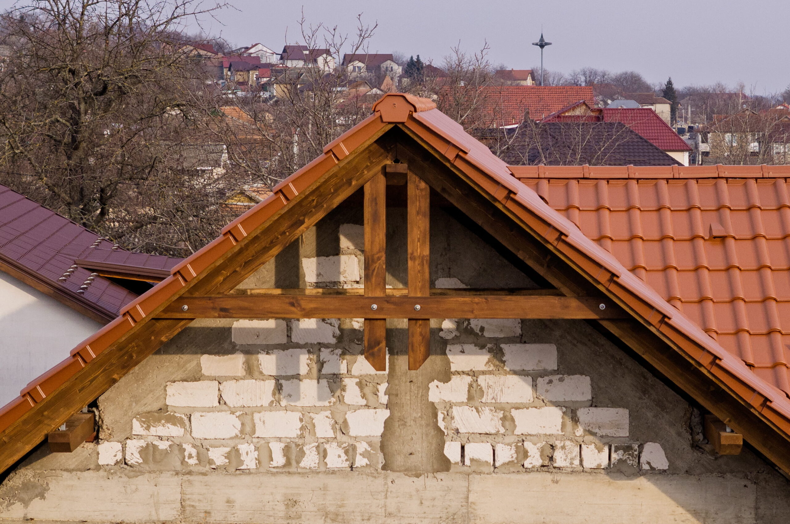 Acoperiș de țiglă ceramică